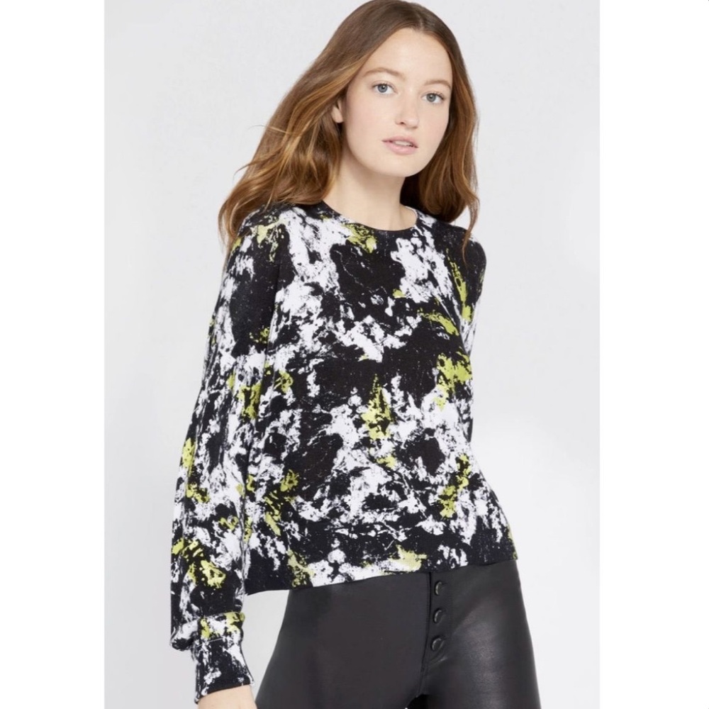 Alice & Olivia Quintin Printed Pullover in Black/Neon Yellow, Size M